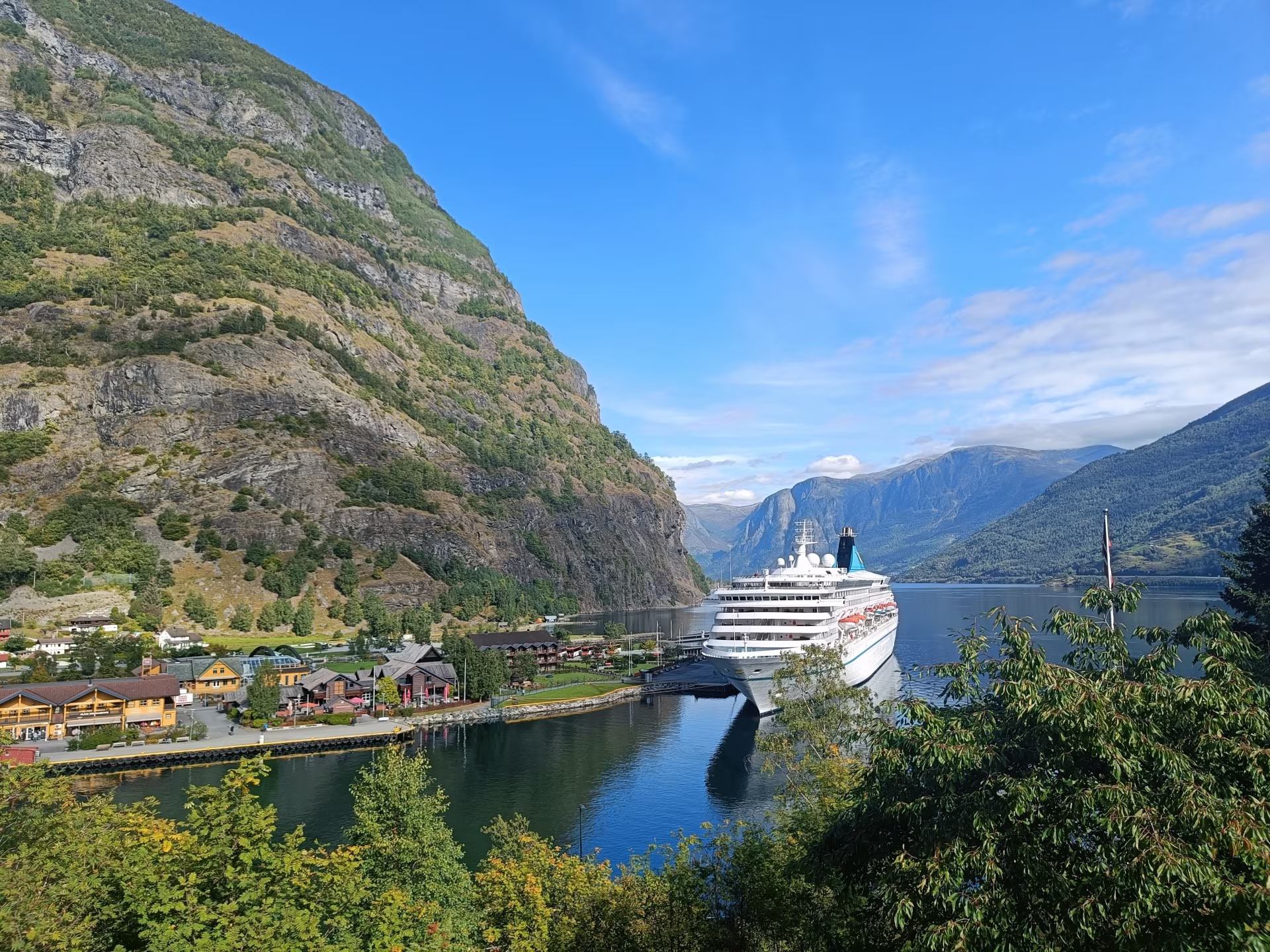 Oslo, Leikanger et Bergen en Train et Bateau