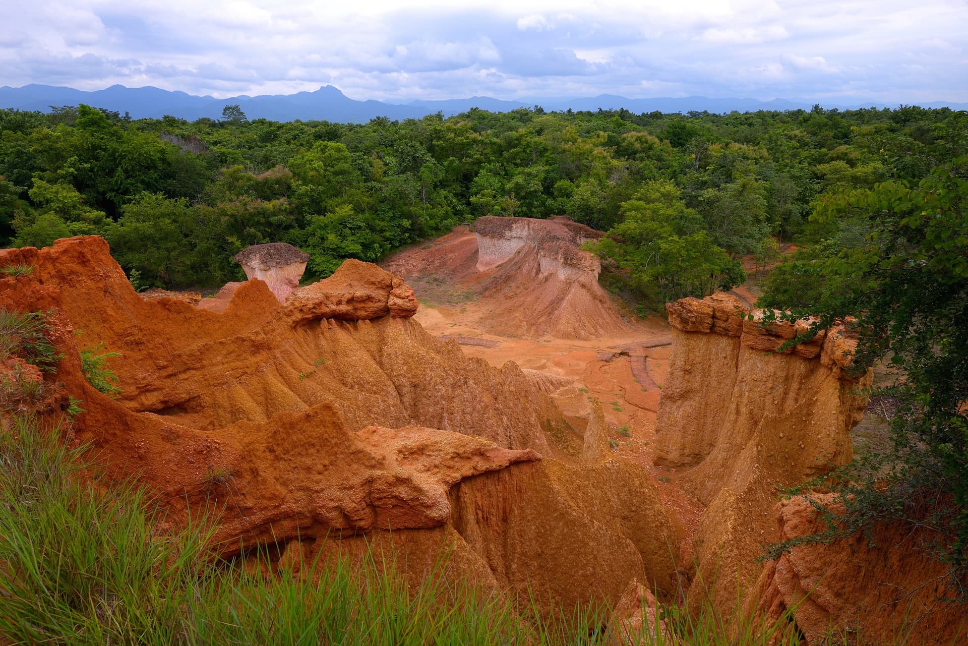 Parc forestier de Phae Muang Phi