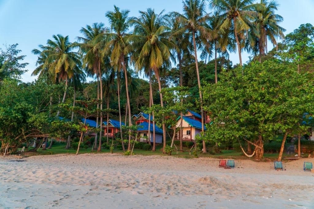 Koh Jum sun smille Bungalow